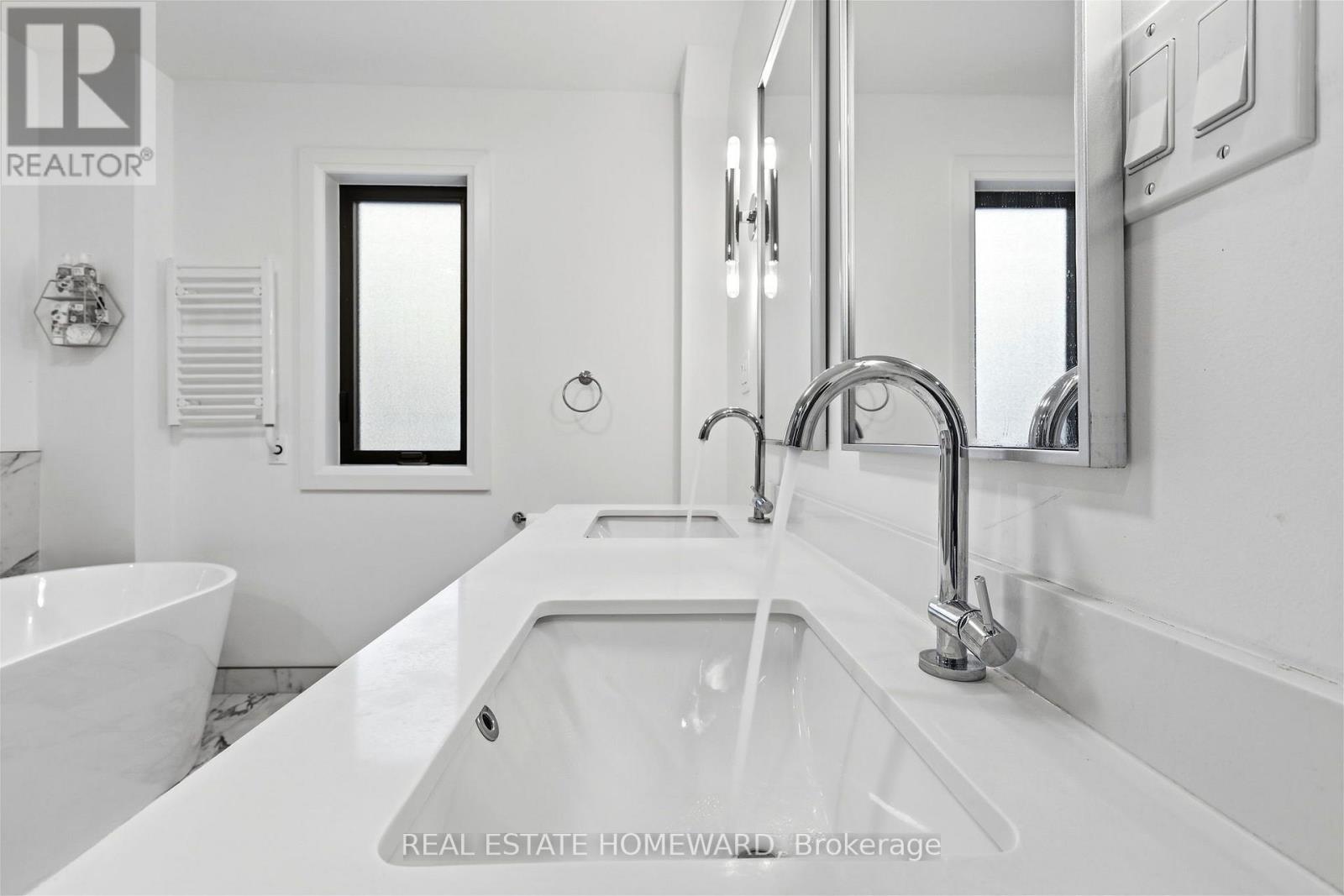 Unknown Address, ,    - Photo 18 - W13839418