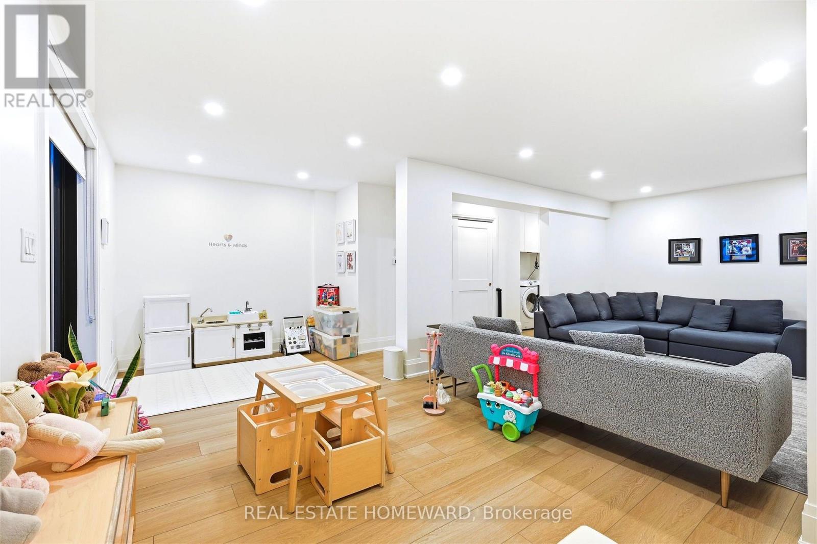 Unknown Address, ,    - Photo 34 - W13839418