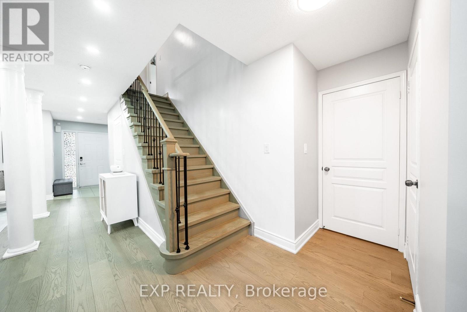 2276 Fairmount Drive, Oakville, Ontario  L6M 5J6 - Photo 25 - W13839424