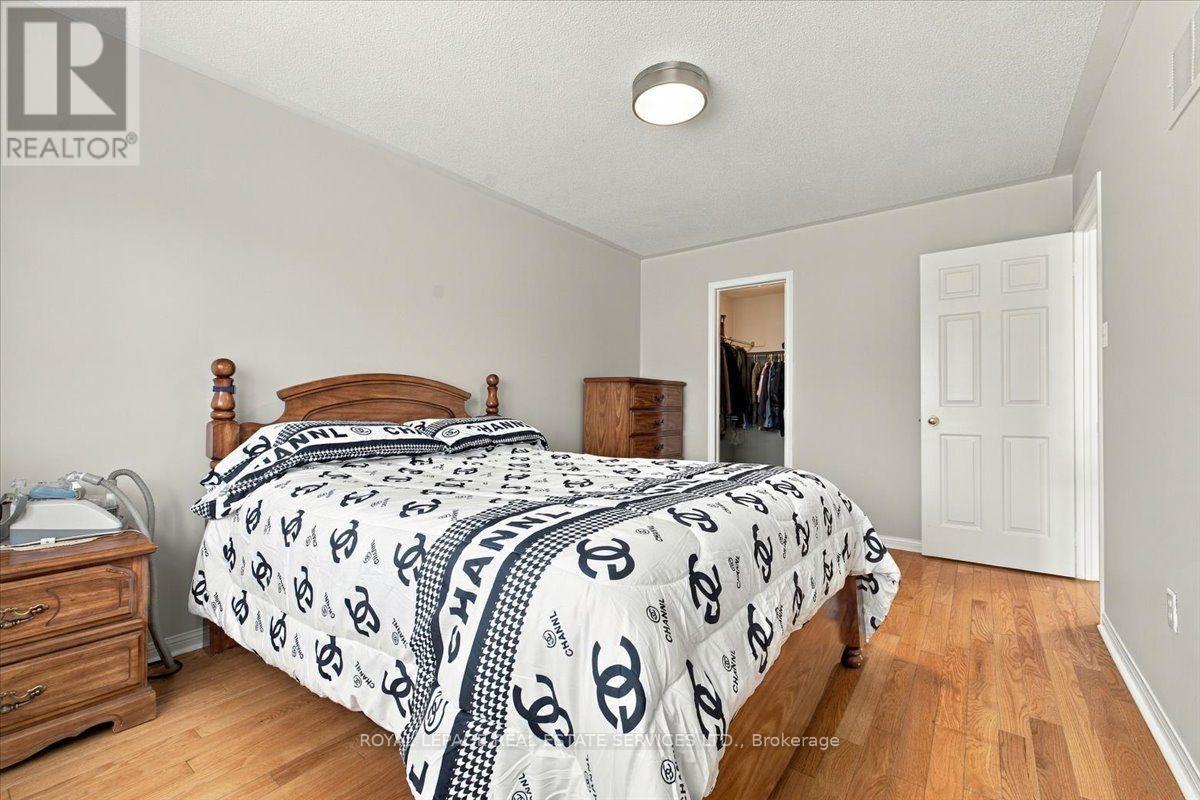 5180 Oakley Drive, Burlington, Ontario  L7L 6N1 - Photo 17 - W13839570