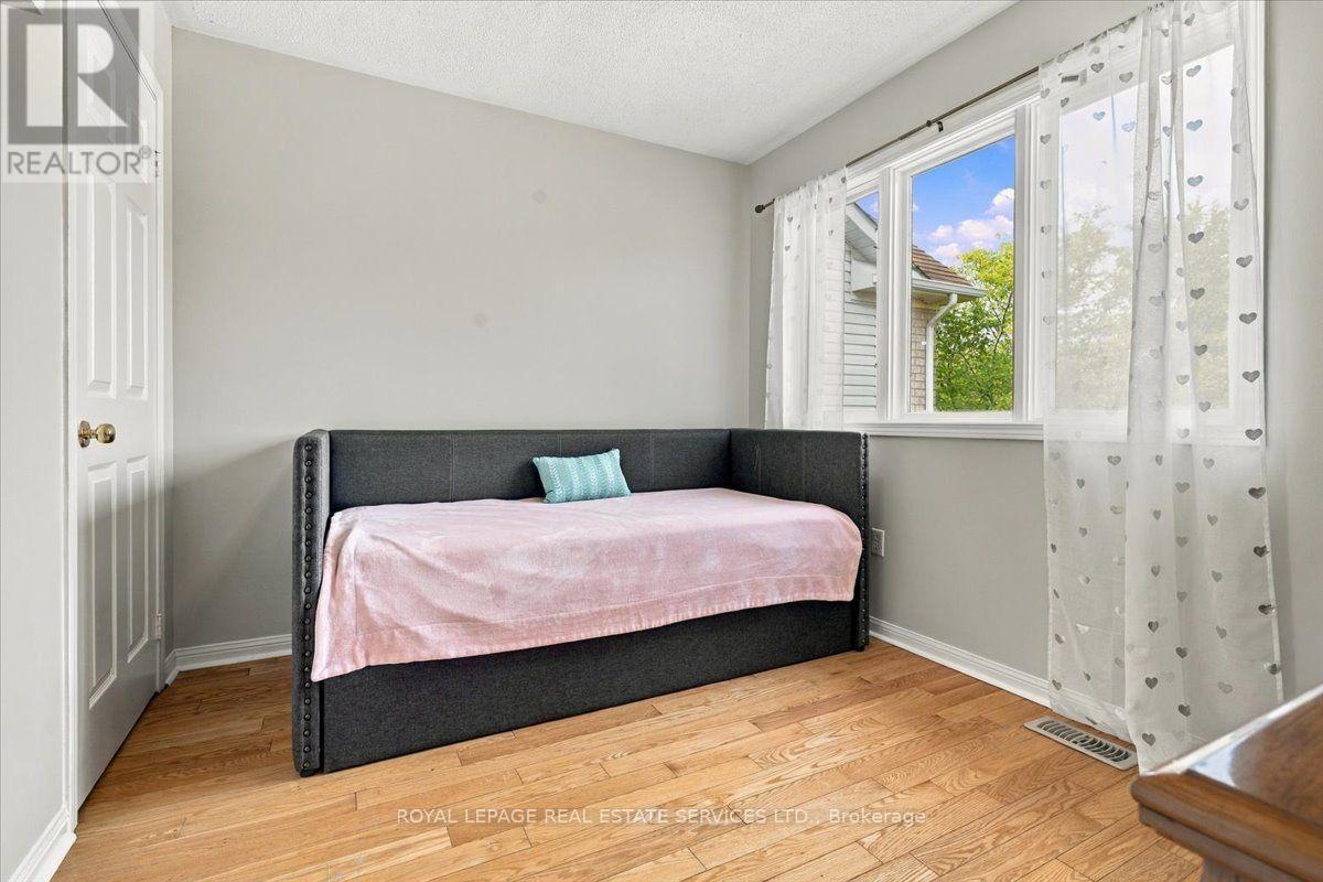 5180 Oakley Drive, Burlington, Ontario  L7L 6N1 - Photo 19 - W13839570
