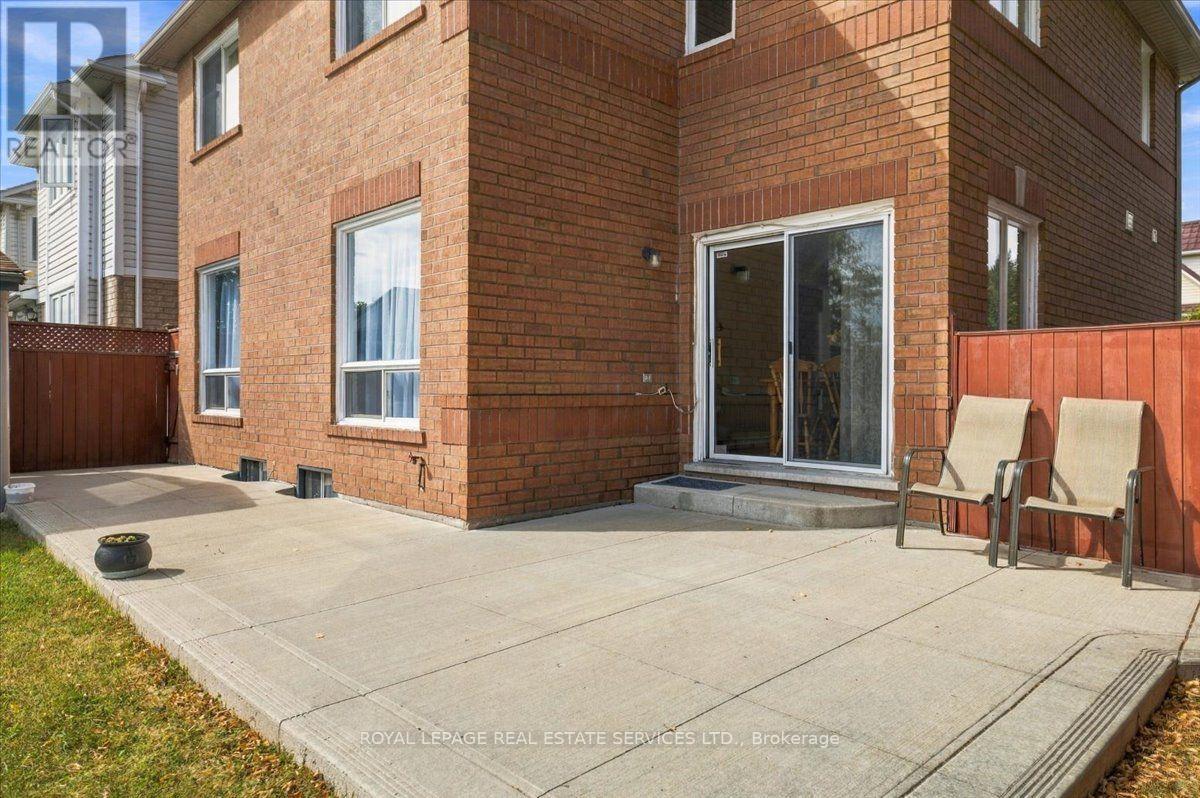 5180 Oakley Drive, Burlington, Ontario  L7L 6N1 - Photo 27 - W13839570