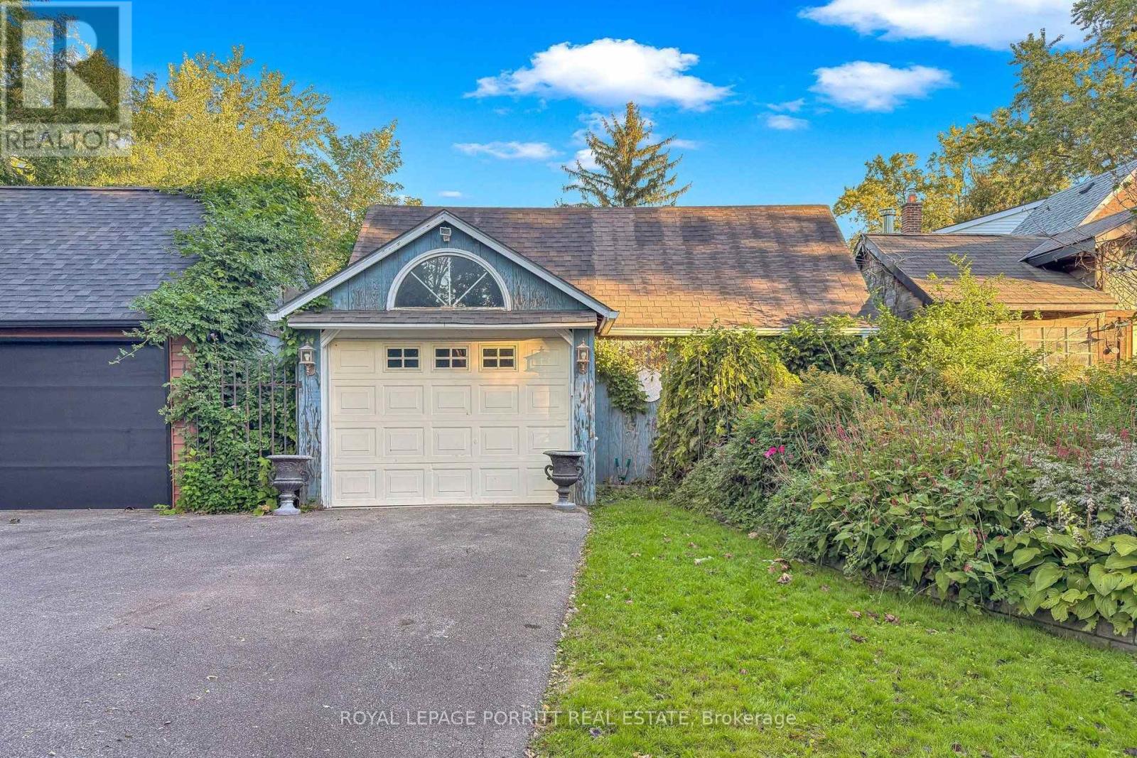 51 Arcadian Circle, Toronto, Ontario  M8W 2Z4 - Photo 24 - W13839638