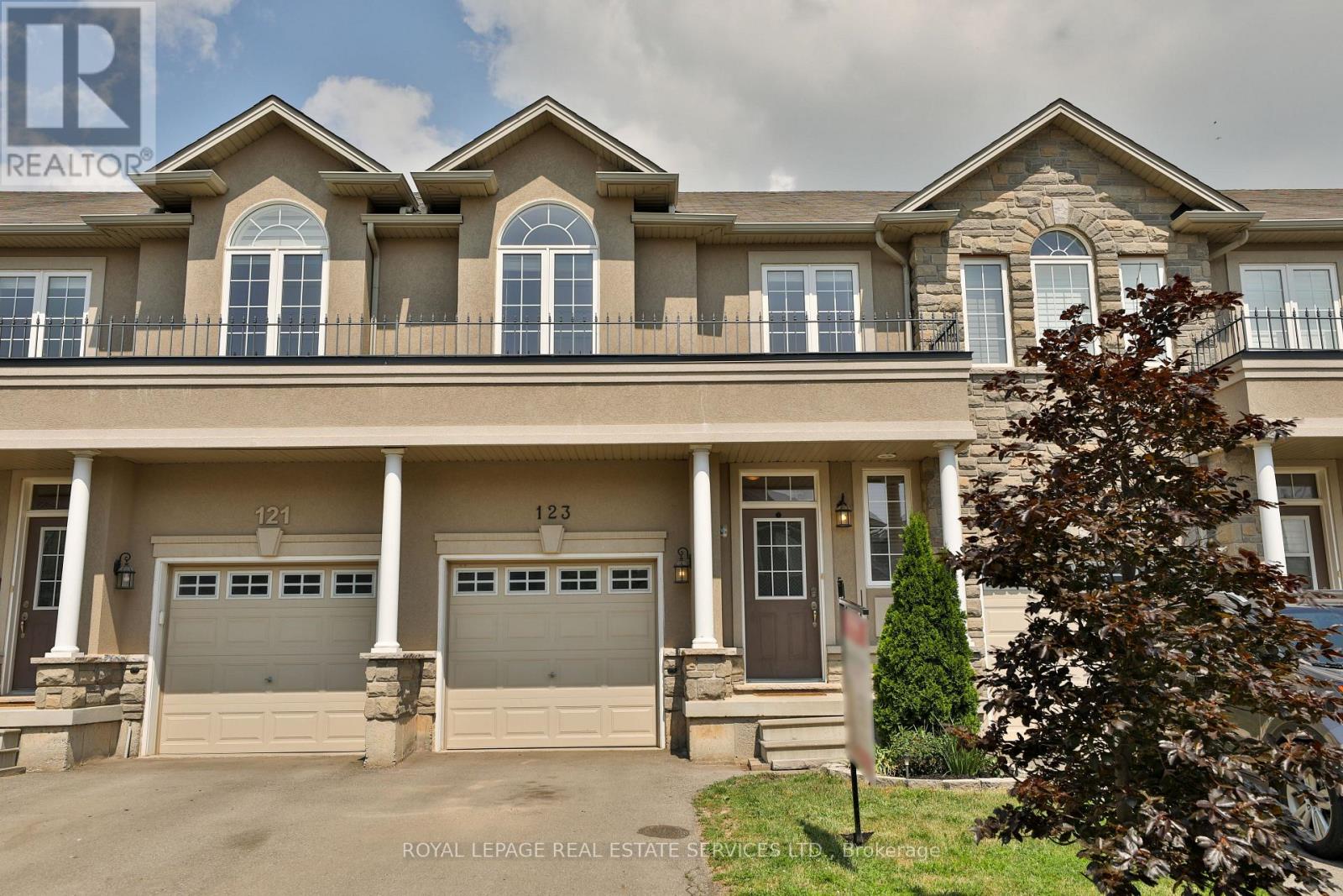 123 PAINTER TERRACE, Hamilton, Ontario