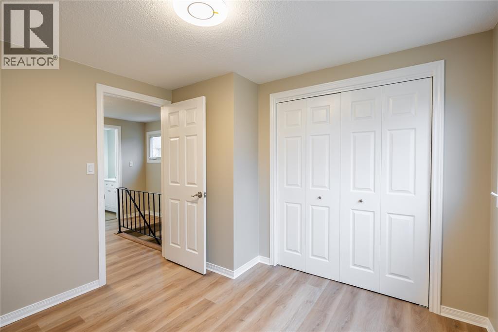 900 Everest Court, Sarnia, Ontario  N7T 7T6 - Photo 19 - 26023110