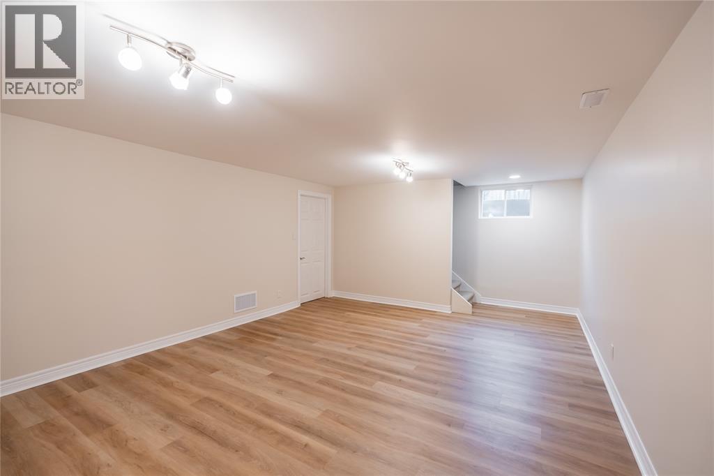 900 Everest Court, Sarnia, Ontario  N7T 7T6 - Photo 21 - 26023110