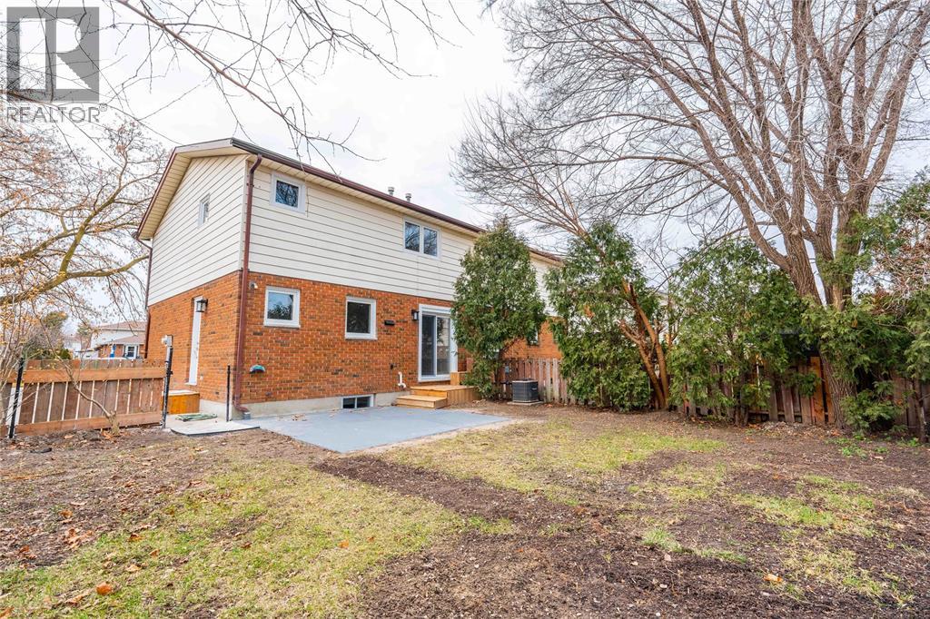900 Everest Court, Sarnia, Ontario  N7T 7T6 - Photo 26 - 26023110