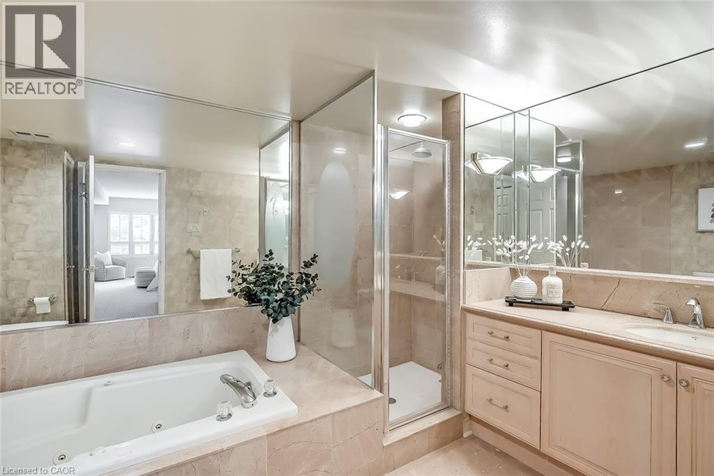 2190 Lakeshore Road Unit# 304, Burlington, Ontario  L7R 4K1 - Photo 17 - 40859487