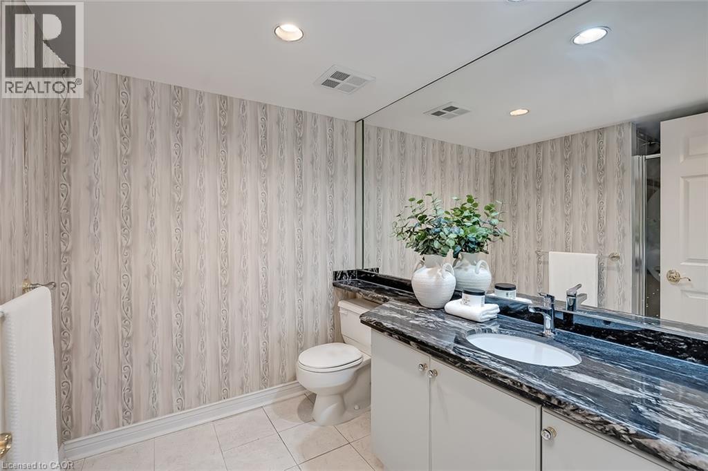 2190 Lakeshore Road Unit# 304, Burlington, Ontario  L7R 4K1 - Photo 20 - 40859487