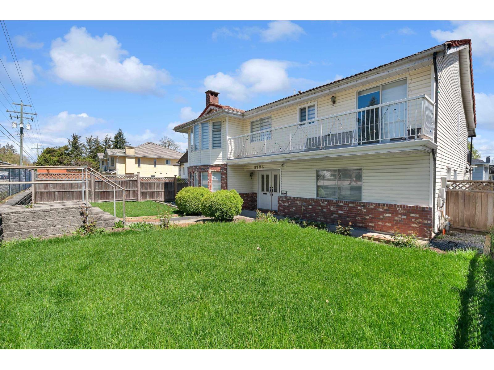 8724 128 STREET, Surrey, British Columbia