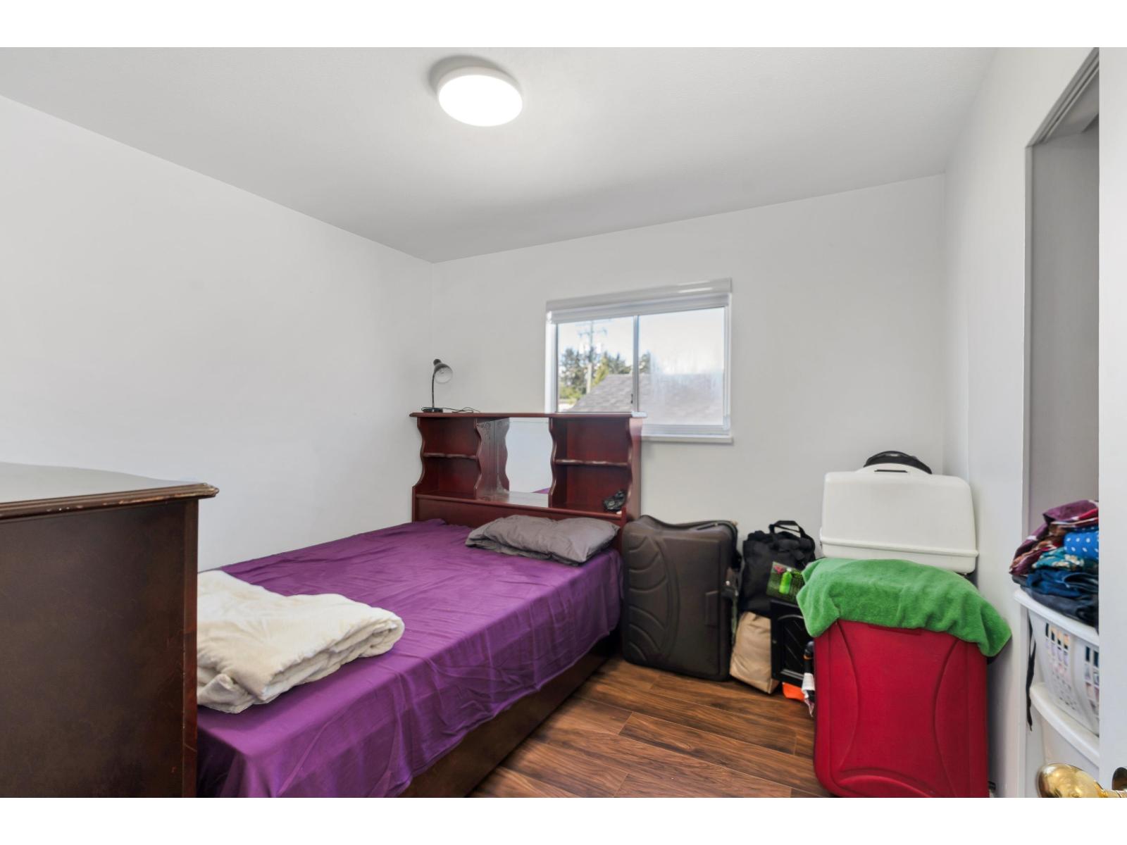 8724 128 Street, Surrey, British Columbia  V3W 4G6 - Photo 11 - R3169559
