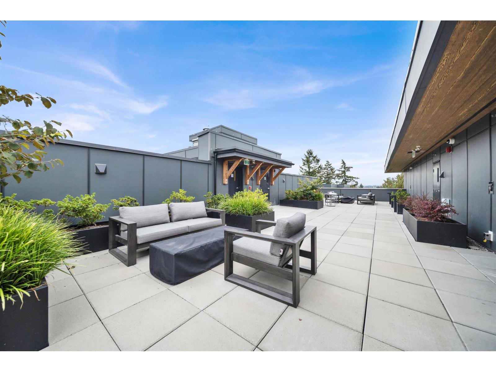 205 13439 94a Avenue, Surrey, British Columbia  V3V 0G9 - Photo 31 - R3169938