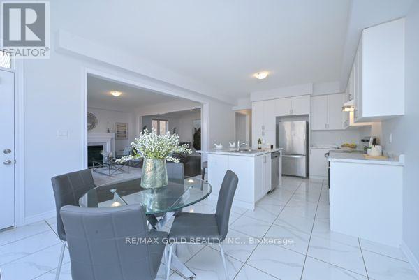 82 Nottingham Road, Barrie, Ontario  L9J 0L3 - Photo 12 - S13822762