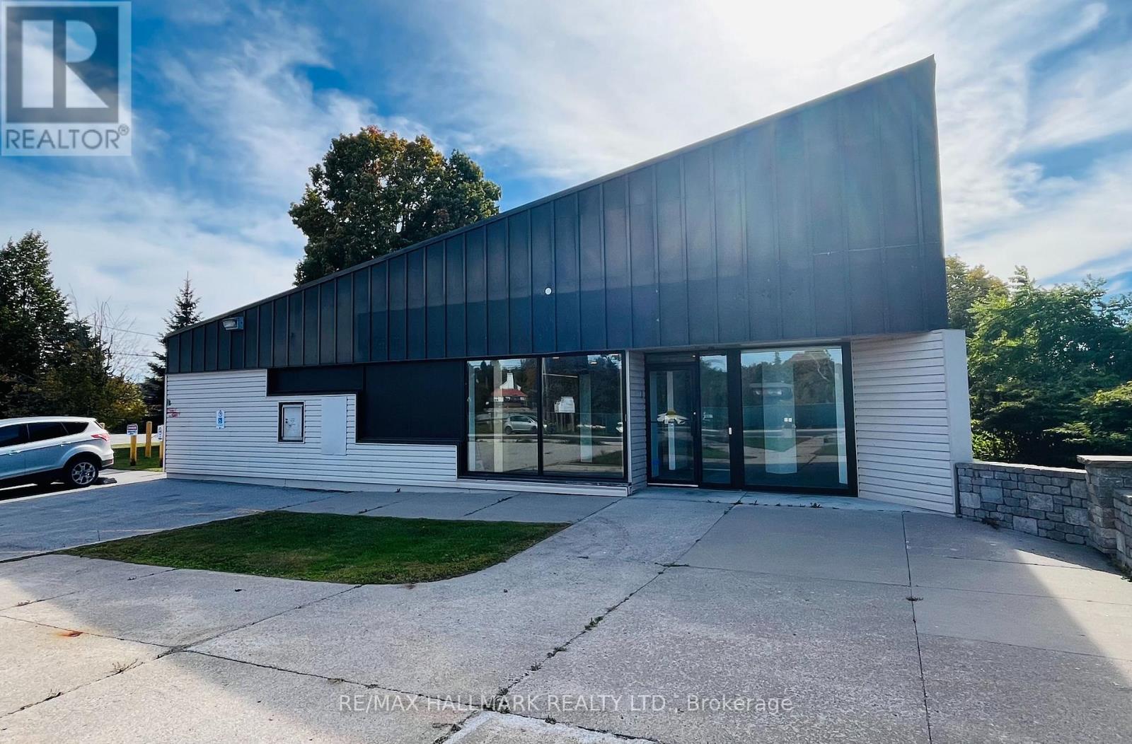 2 ALBERT STREET, Kawartha Lakes, Ontario