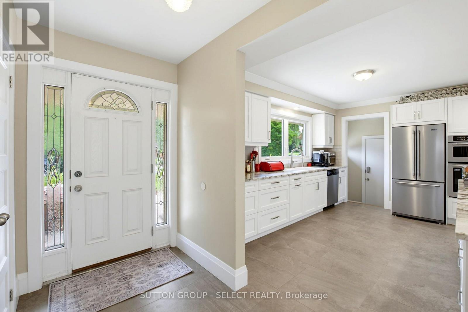 61 Daleview Crescent, London North, Ontario  N5X 1H2 - Photo 4 - X13839734