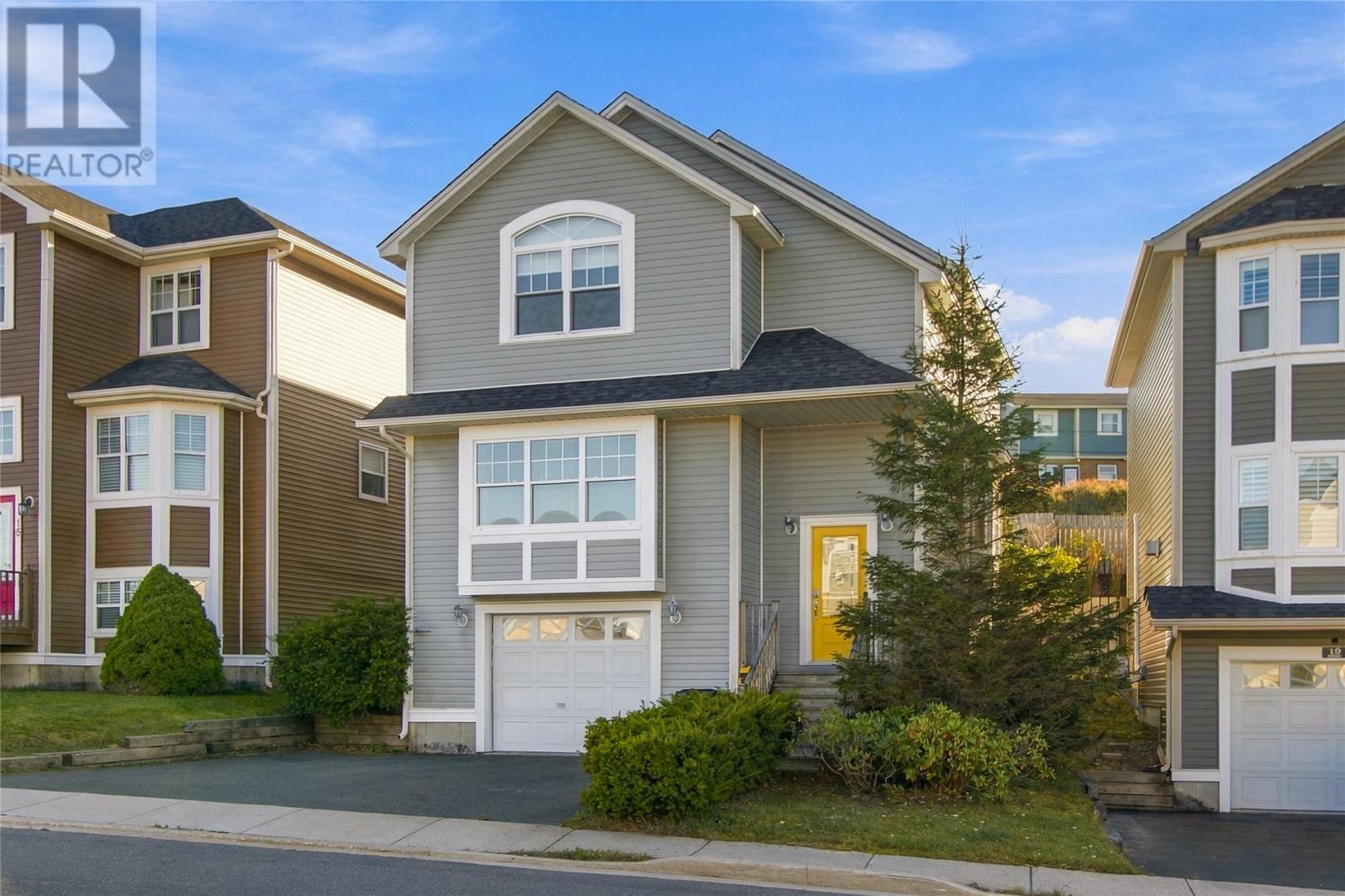 17 Regiment Road, St. John's — photo 2