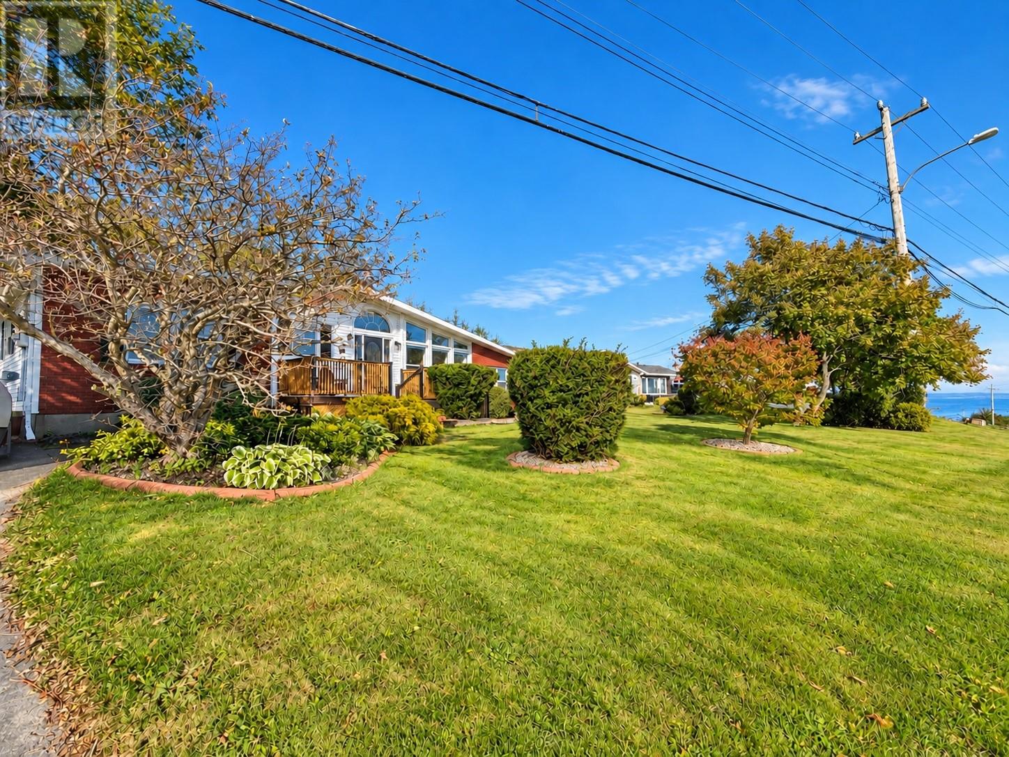 27 Main Road photo 2