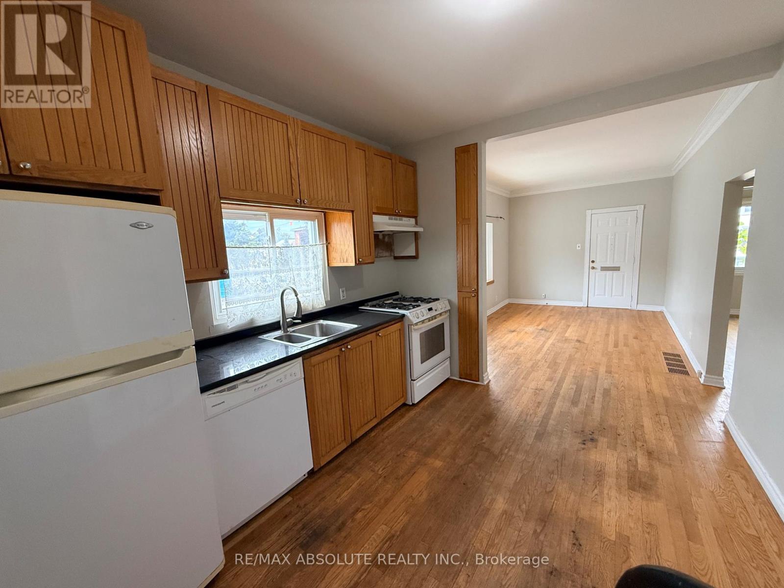 222 Ste Monique Street, Ottawa, Ontario  K1L 7P8 - Photo 4 - X13839674