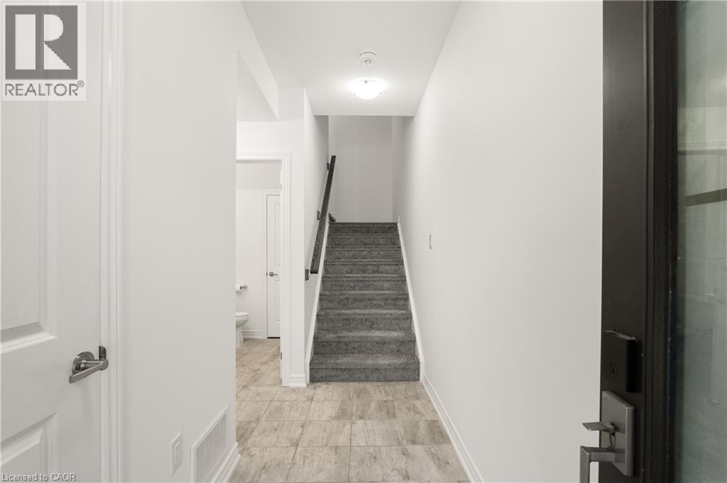 10 Birmingham Drive Unit# 129, Cambridge, Ontario  N1R 0C6 - Photo 5 - 40864587