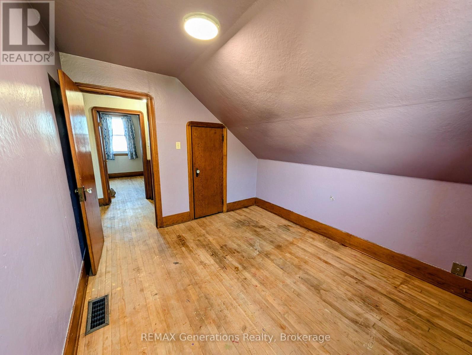 607 Mcintosh Street, Thunder Bay, Ontario  P7C 3A3 - Photo 15 - X13839678