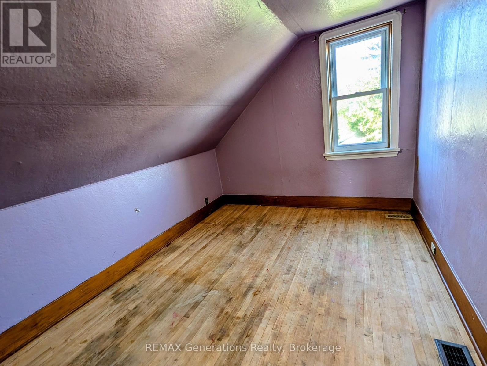 607 Mcintosh Street, Thunder Bay, Ontario  P7C 3A3 - Photo 16 - X13839678