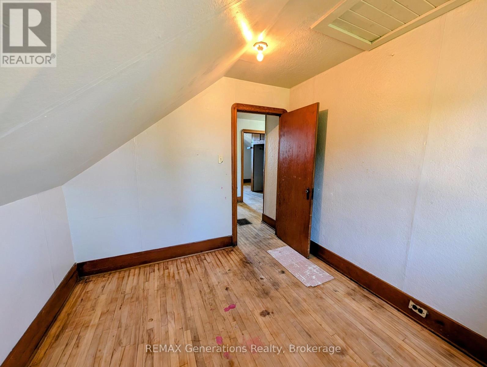 607 Mcintosh Street, Thunder Bay, Ontario  P7C 3A3 - Photo 17 - X13839678
