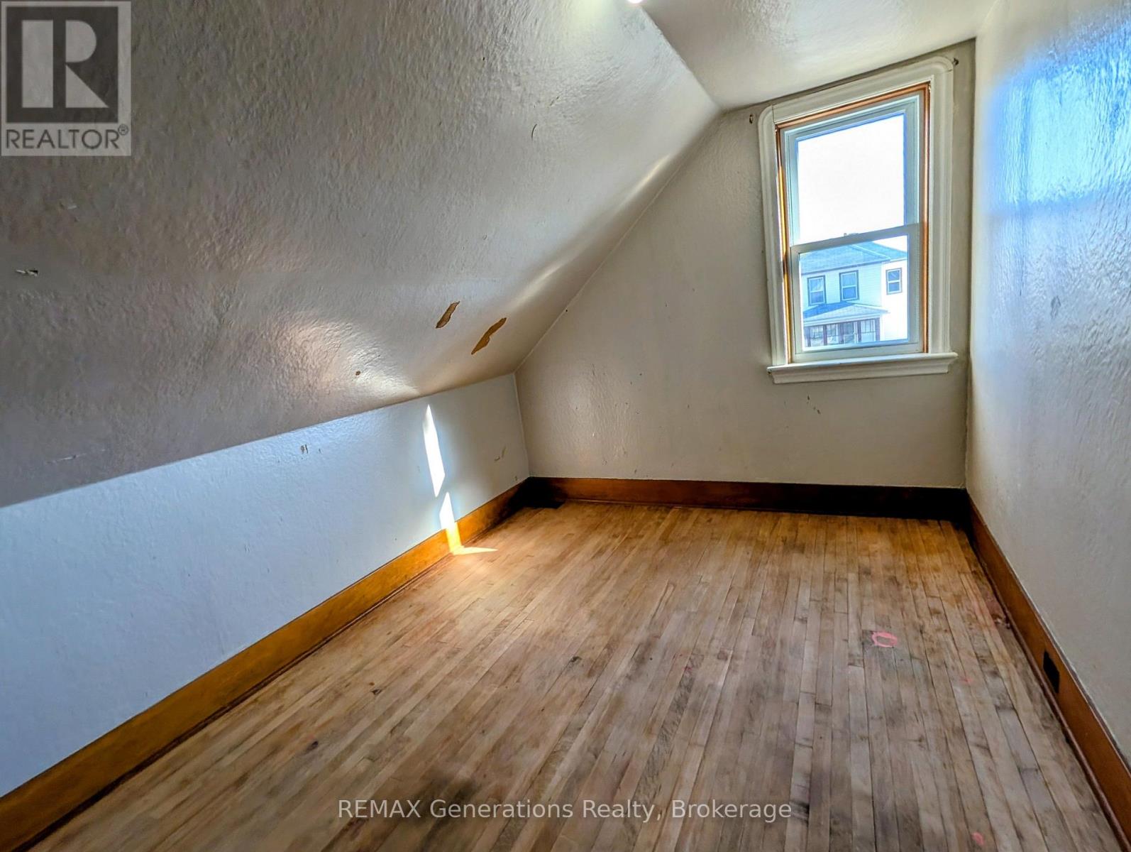 607 Mcintosh Street, Thunder Bay, Ontario  P7C 3A3 - Photo 18 - X13839678