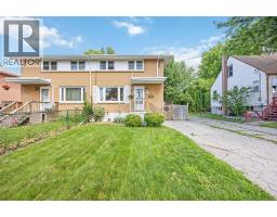 684 KEMBER AVENUE, Sarnia, Ontario