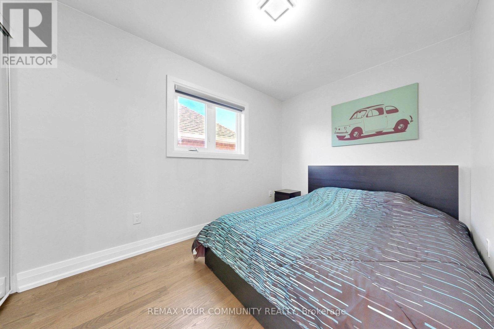 64 Mugford Road, Aurora (Bayview Wellington), Ontario  L4G 7H5 - Photo 21 - N13839122