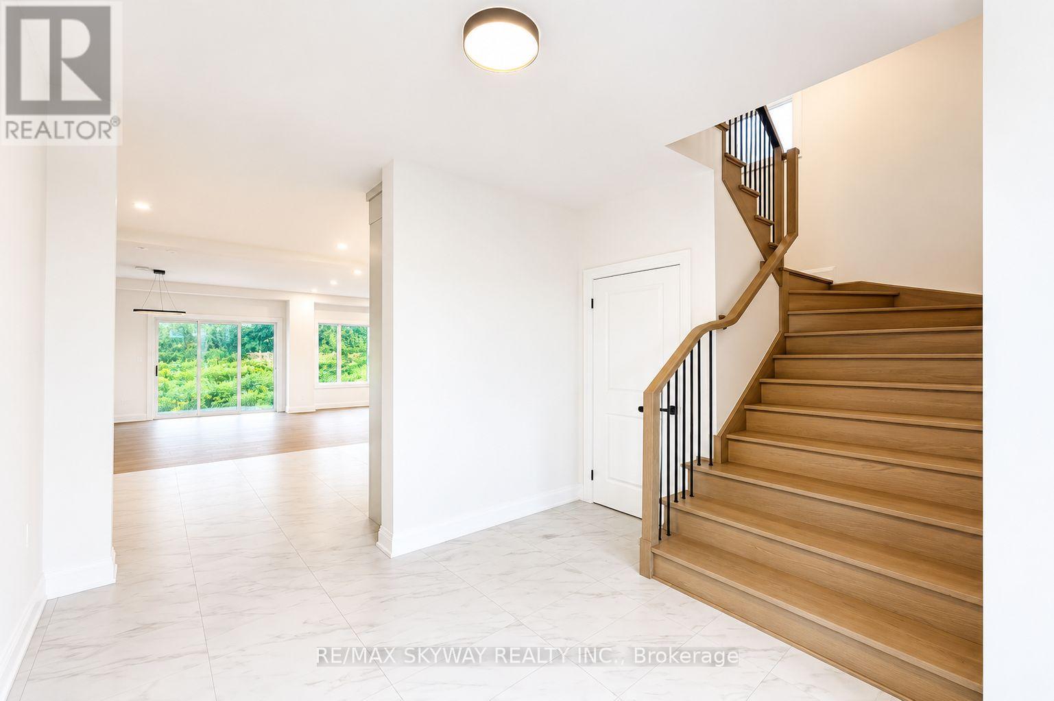 6333 Jewel Common, Niagara Falls, Ontario  L2G 0E4 - Photo 3 - X13734374