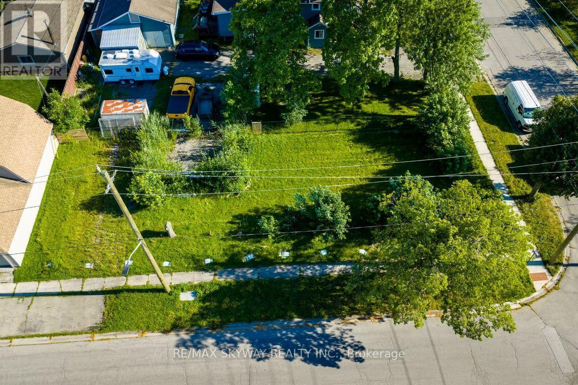309 Dain Avenue, Welland, Ontario  L3B 3E8 - Photo 3 - X13775326