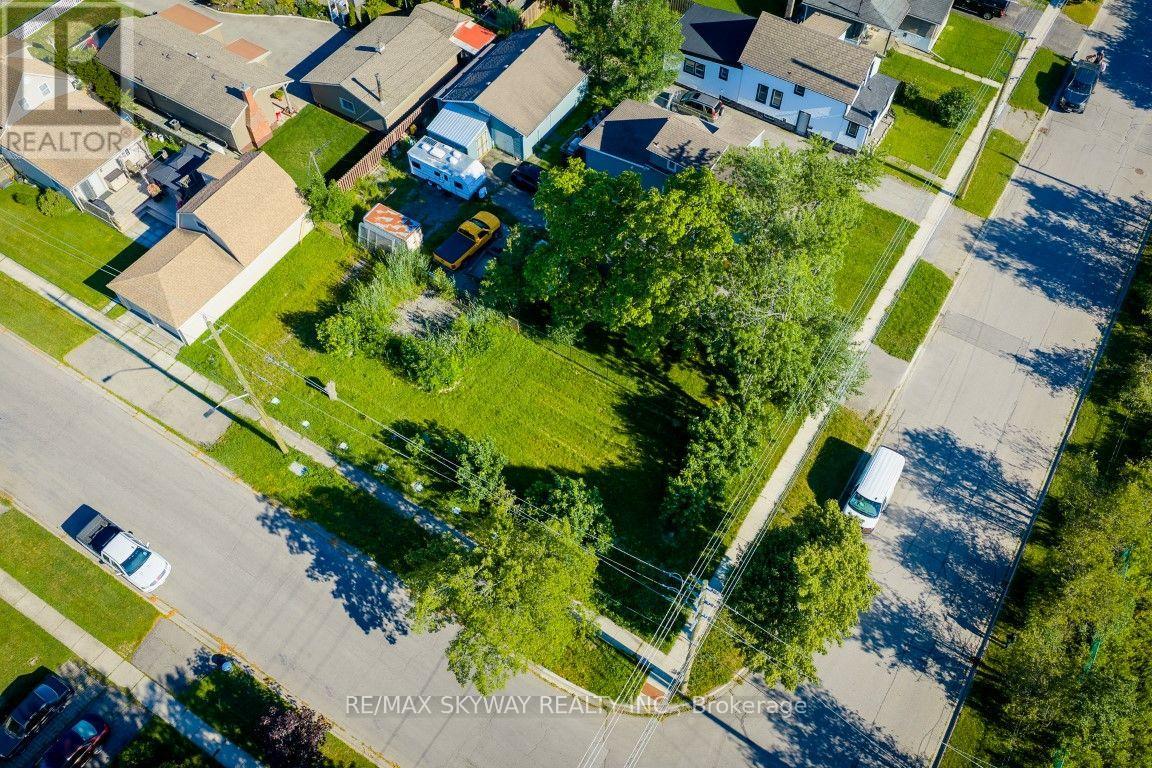 309 Dain Avenue, Welland, Ontario  L3B 3E8 - Photo 4 - X13775326