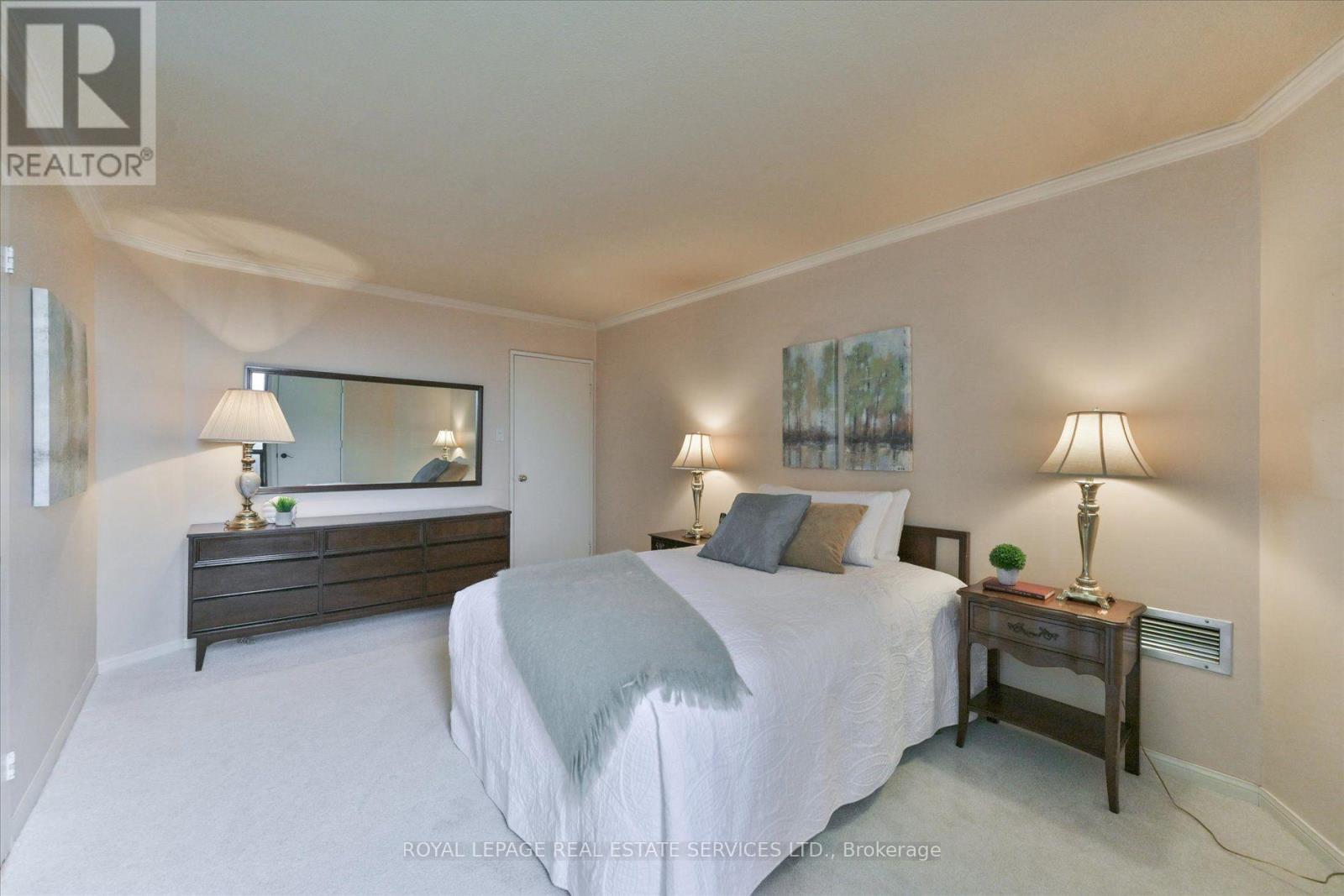 E1 - 284 Mill Road, Toronto, Ontario  M9C 4W6 - Photo 25 - W13839662