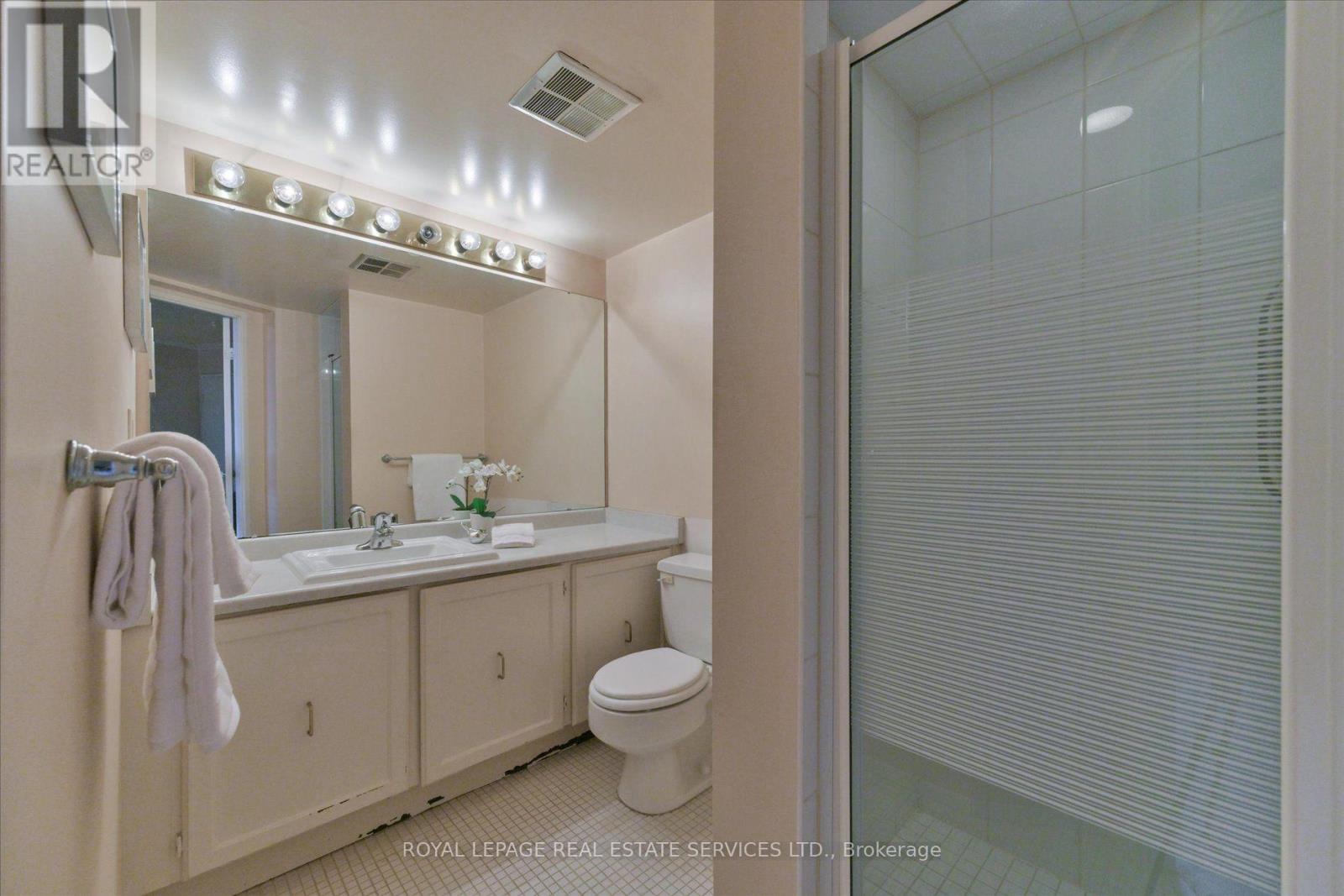 E1 - 284 Mill Road, Toronto, Ontario  M9C 4W6 - Photo 26 - W13839662