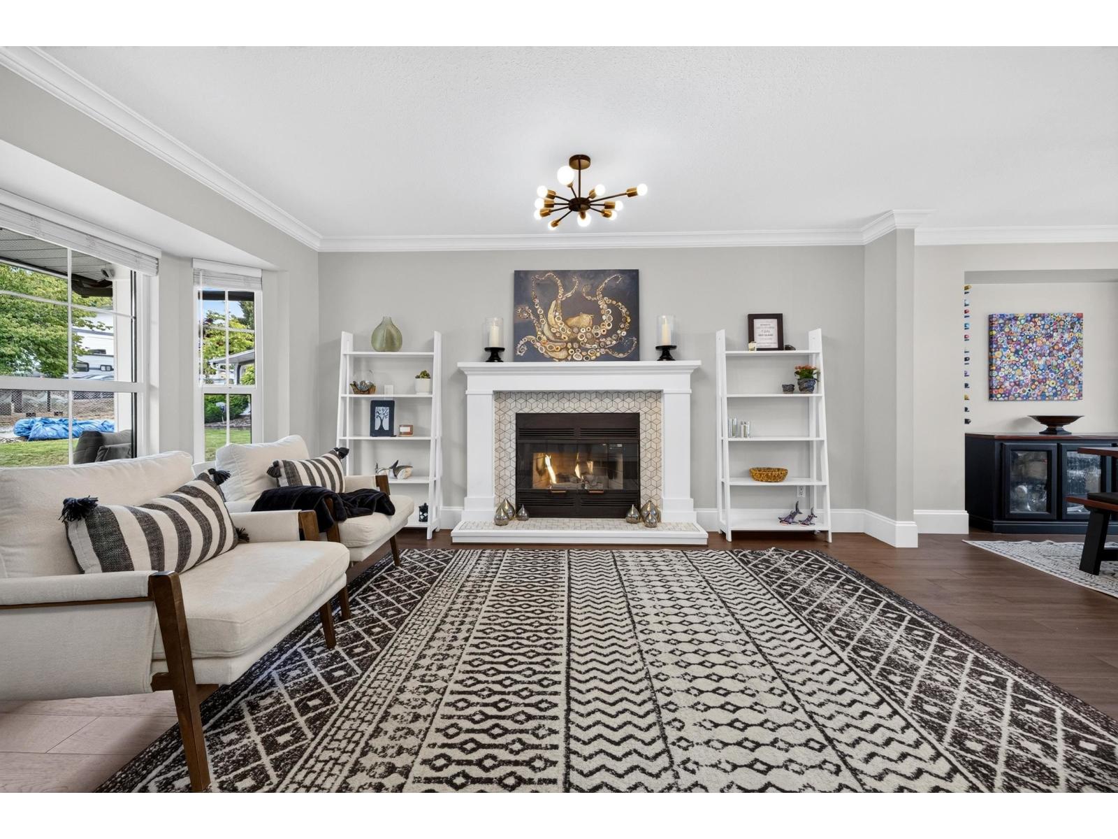 5927 169a Street, Surrey, British Columbia  V3S 6Y6 - Photo 6 - R3169597