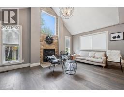 537 HAVENDALE Place, Waterloo, Ontario