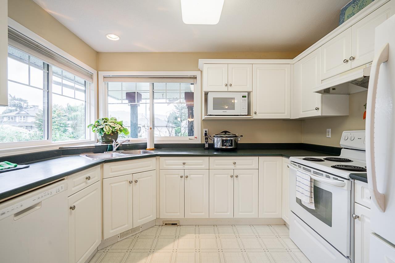 225 BALSAM AVENUE|Harrison Hot Springs