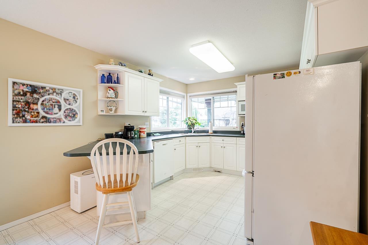 225 BALSAM AVENUE|Harrison Hot Springs