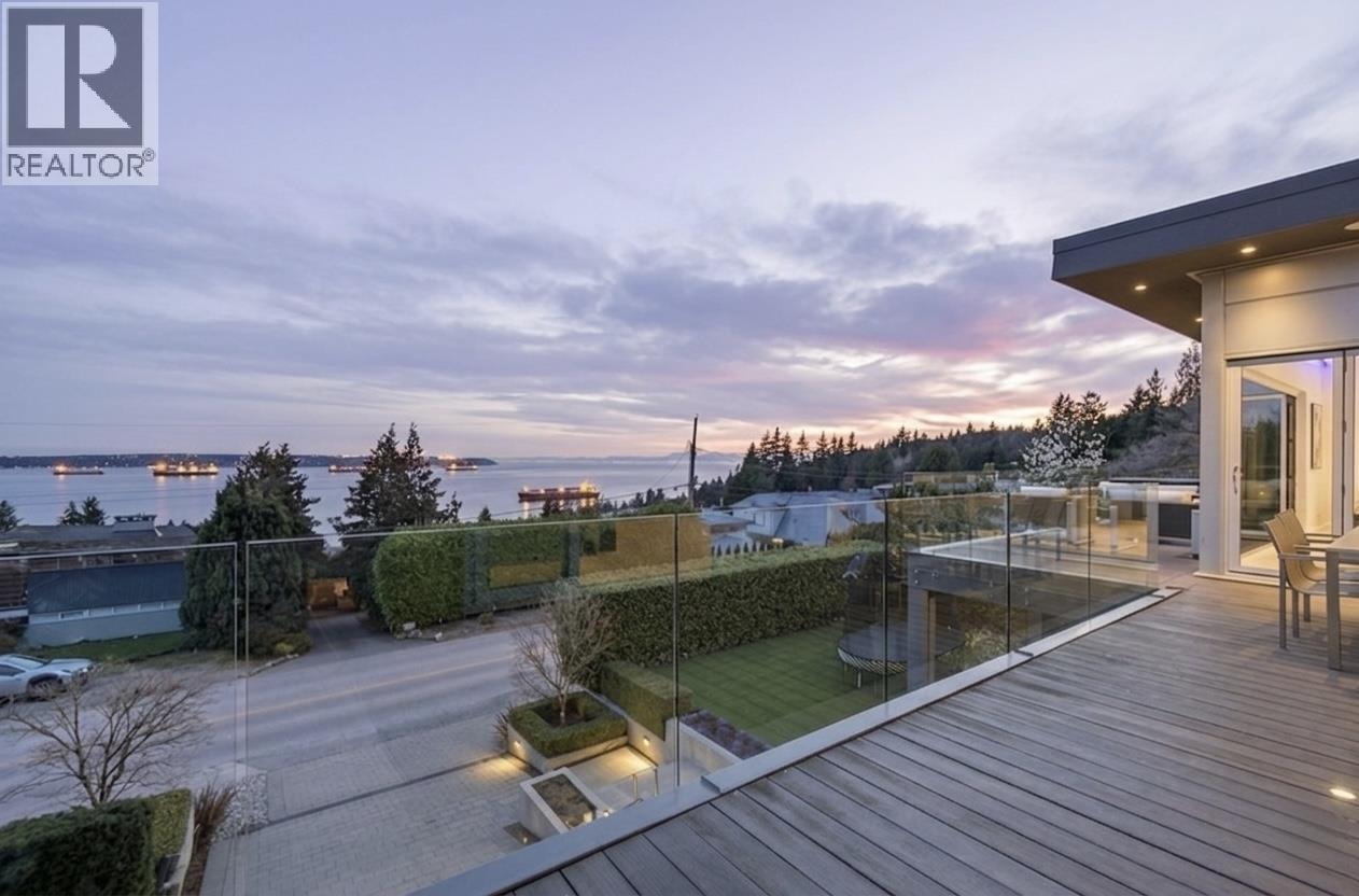 3305 Westmount Road, West Vancouver, British Columbia  V7V 3G5 - Photo 29 - R3108082