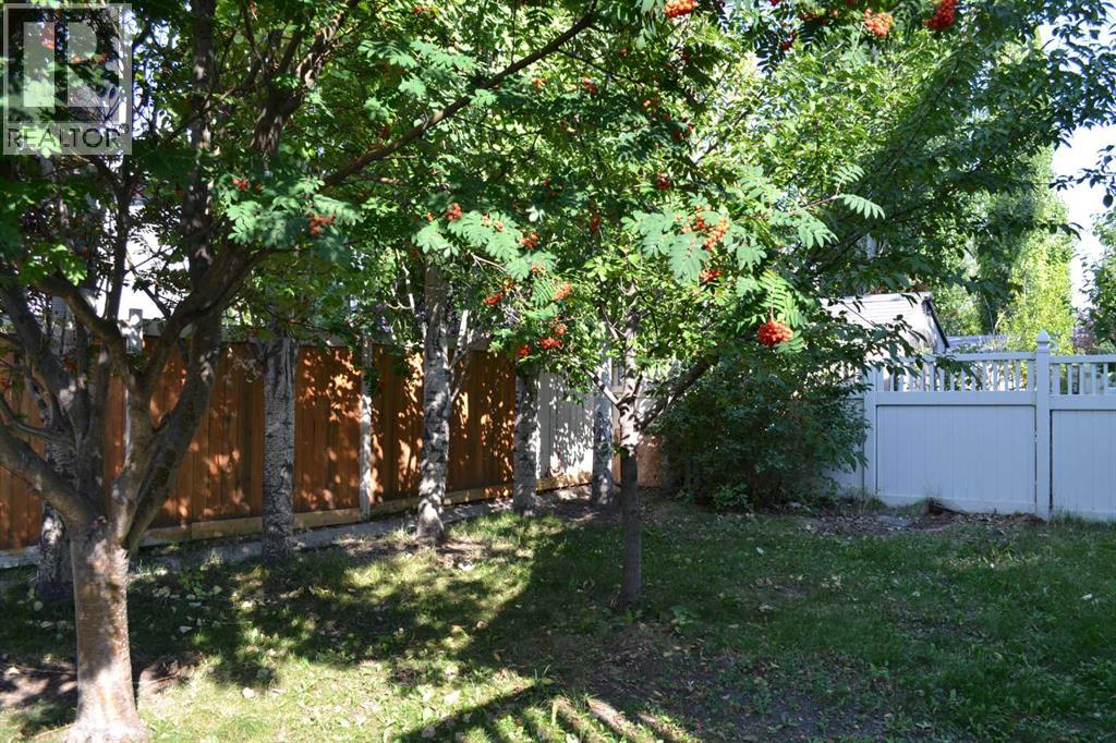 249 EVANSMEADE Circle NW