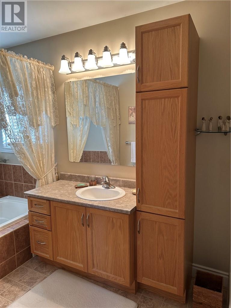 2 Fairmount Drive, Greater Sudbury, Ontario  P3A 6E4 - Photo 31 - 2130639