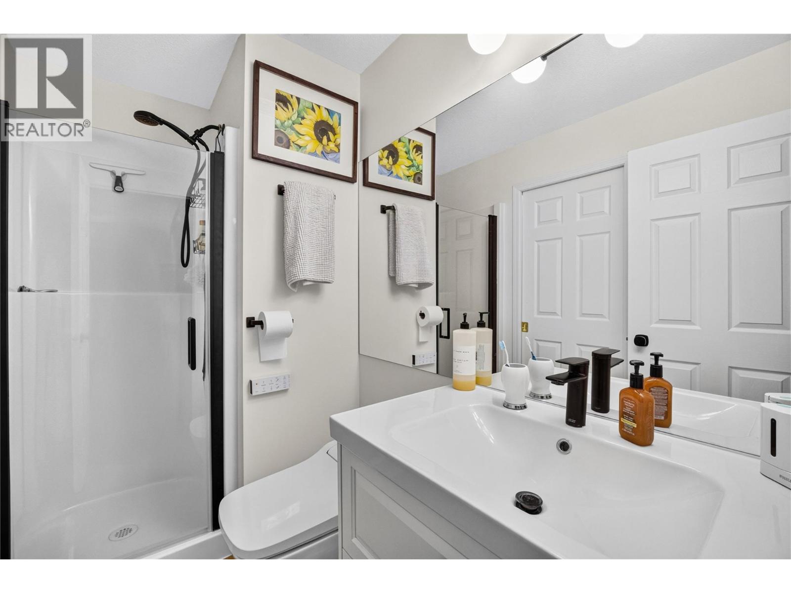 4630 Ponderosa Drive Unit# 215, Peachland, British Columbia  V0H 1X5 - Photo 20 - 10402021