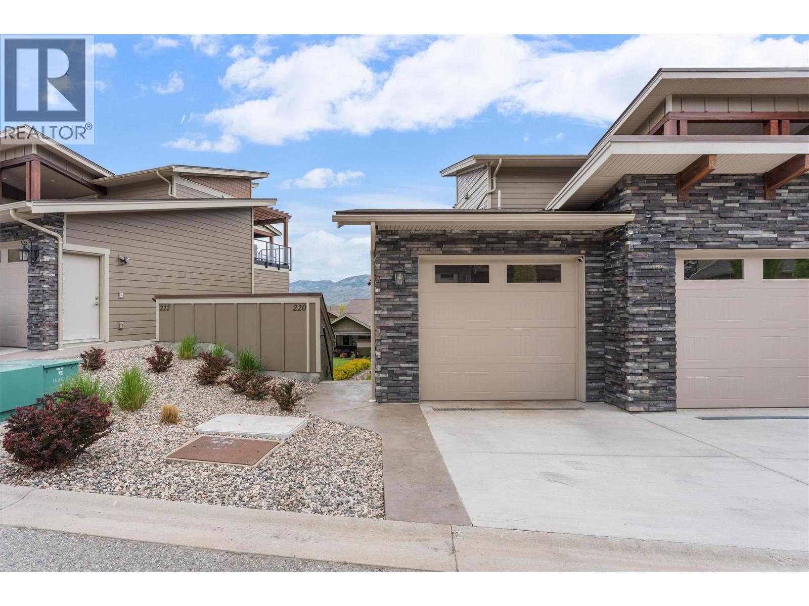 4000 Redstone Crescent Unit# 220, Peachland, British Columbia  V0H 1X5 - Photo 2 - 10402167