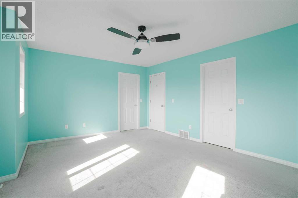 213 Parry Crescent