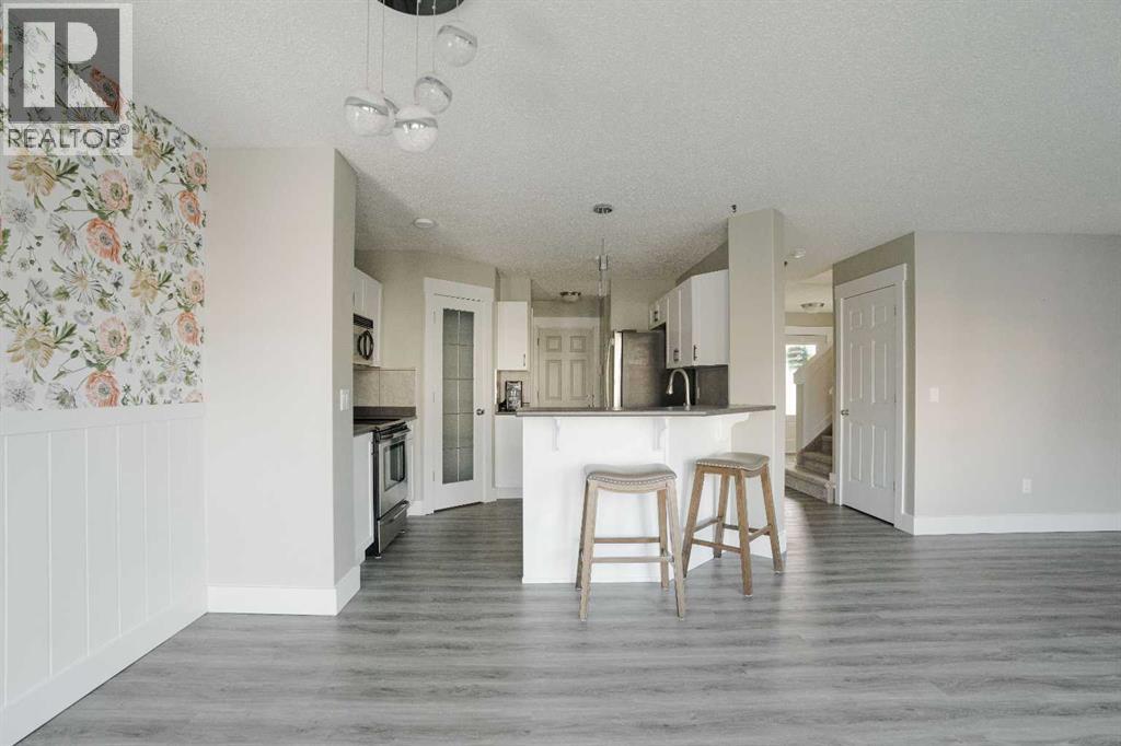 213 Parry Crescent