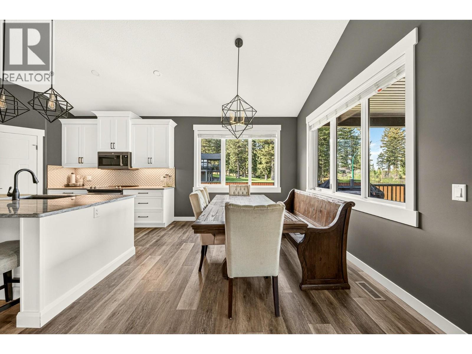 2141 Whiskey Jack Drive, Sparwood, British Columbia  V0B 2G2 - Photo 16 - 10399528
