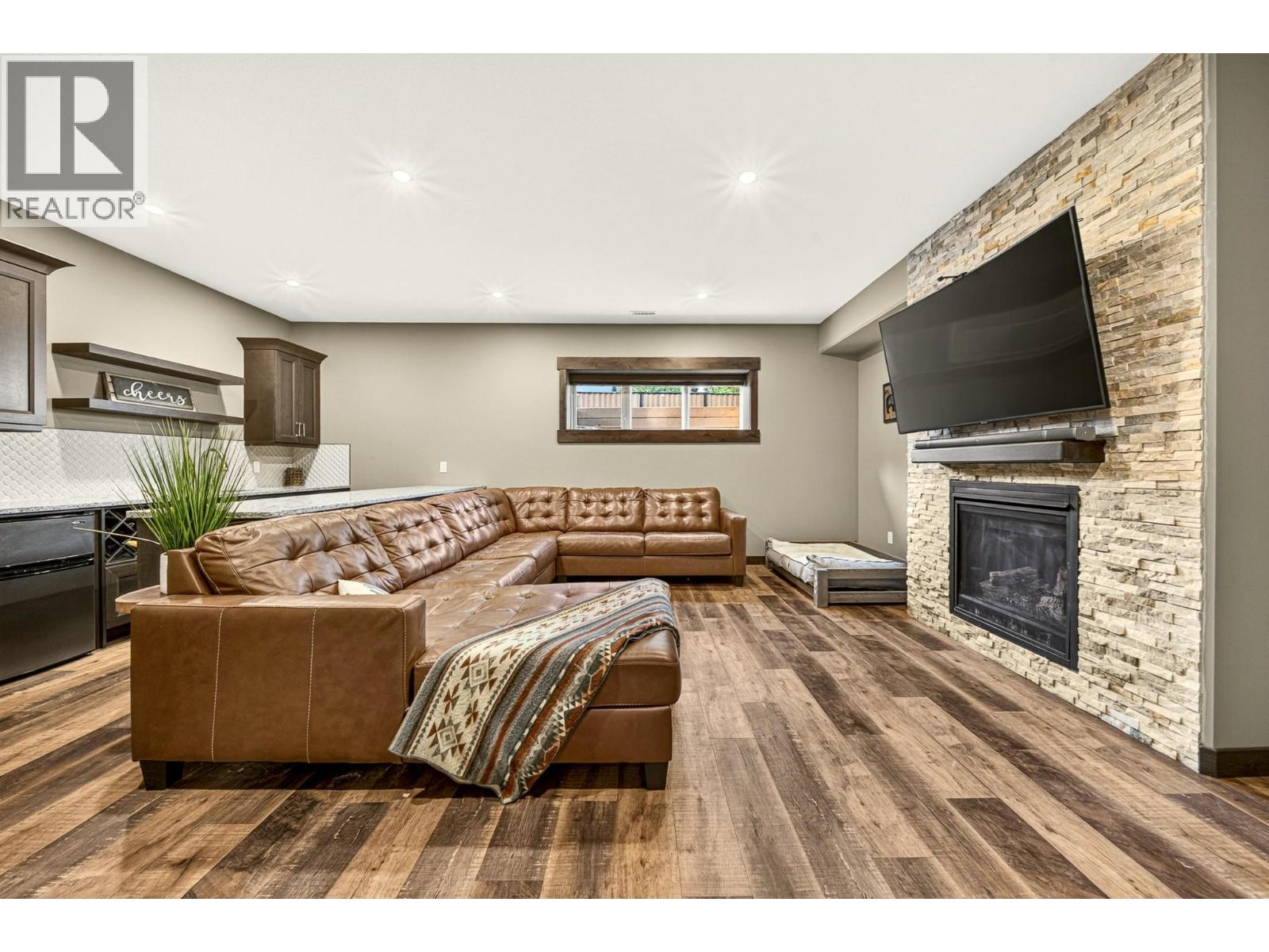 2141 Whiskey Jack Drive, Sparwood, British Columbia  V0B 2G2 - Photo 47 - 10399528