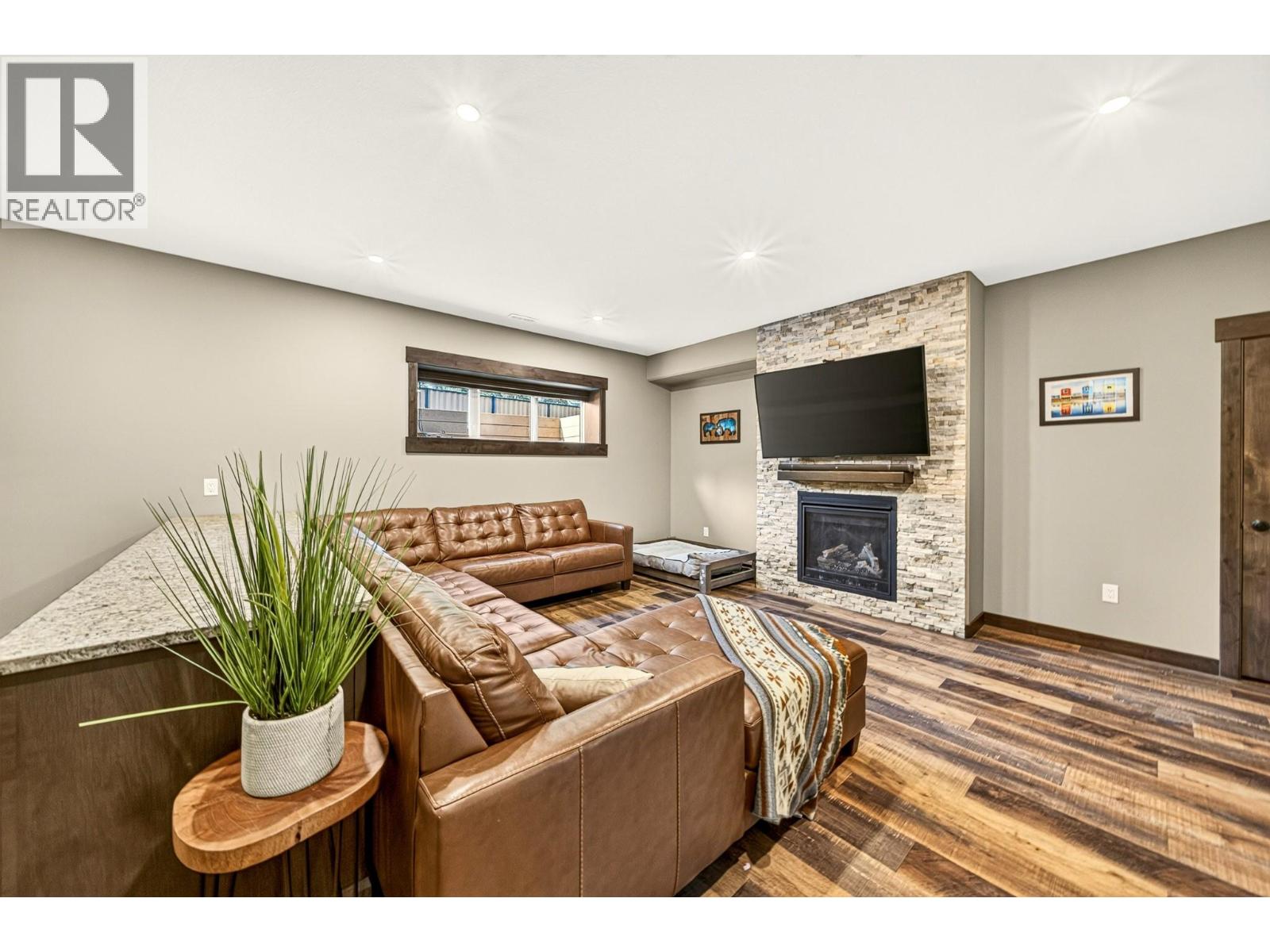 2141 Whiskey Jack Drive, Sparwood, British Columbia  V0B 2G2 - Photo 45 - 10399528