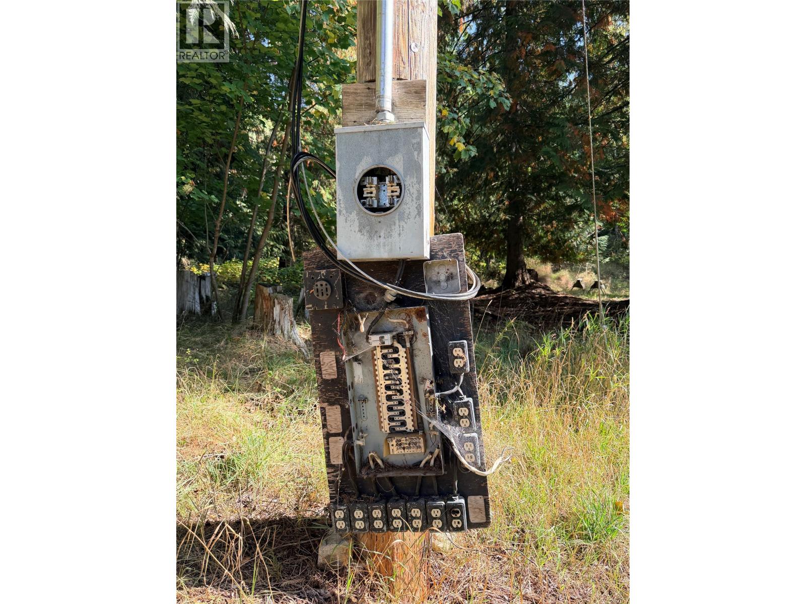 16078 Highway 3A
