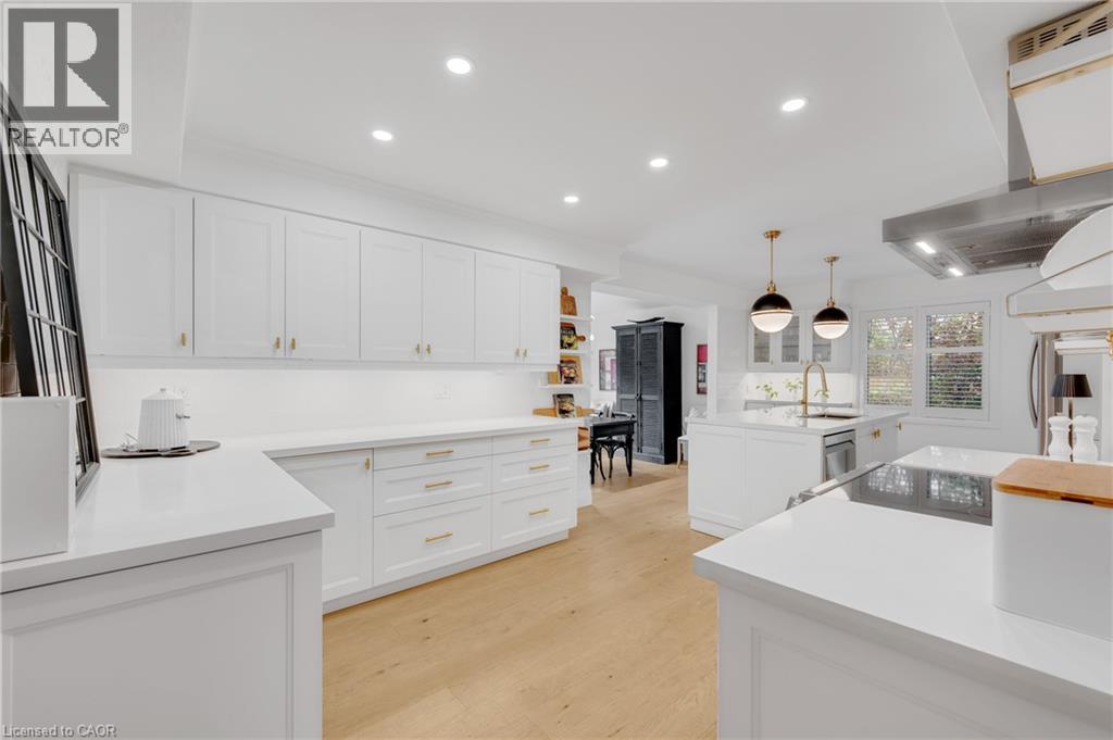3270 Shelburne Place, Oakville, Ontario  L6L 5V9 - Photo 10 - 40865765